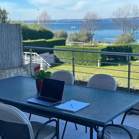 Timetofreedom Bellevue Holiday home *